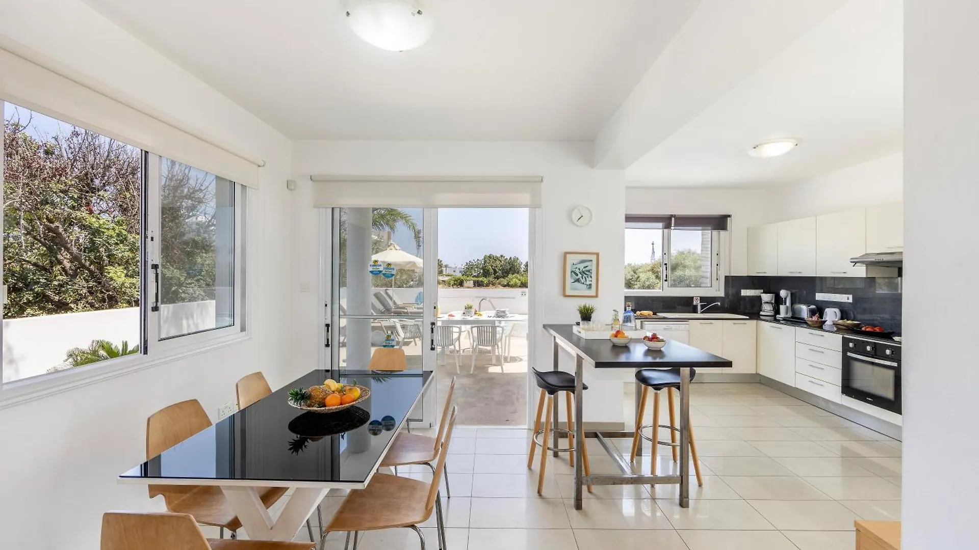 Flouressia Gardens Villas Protaras